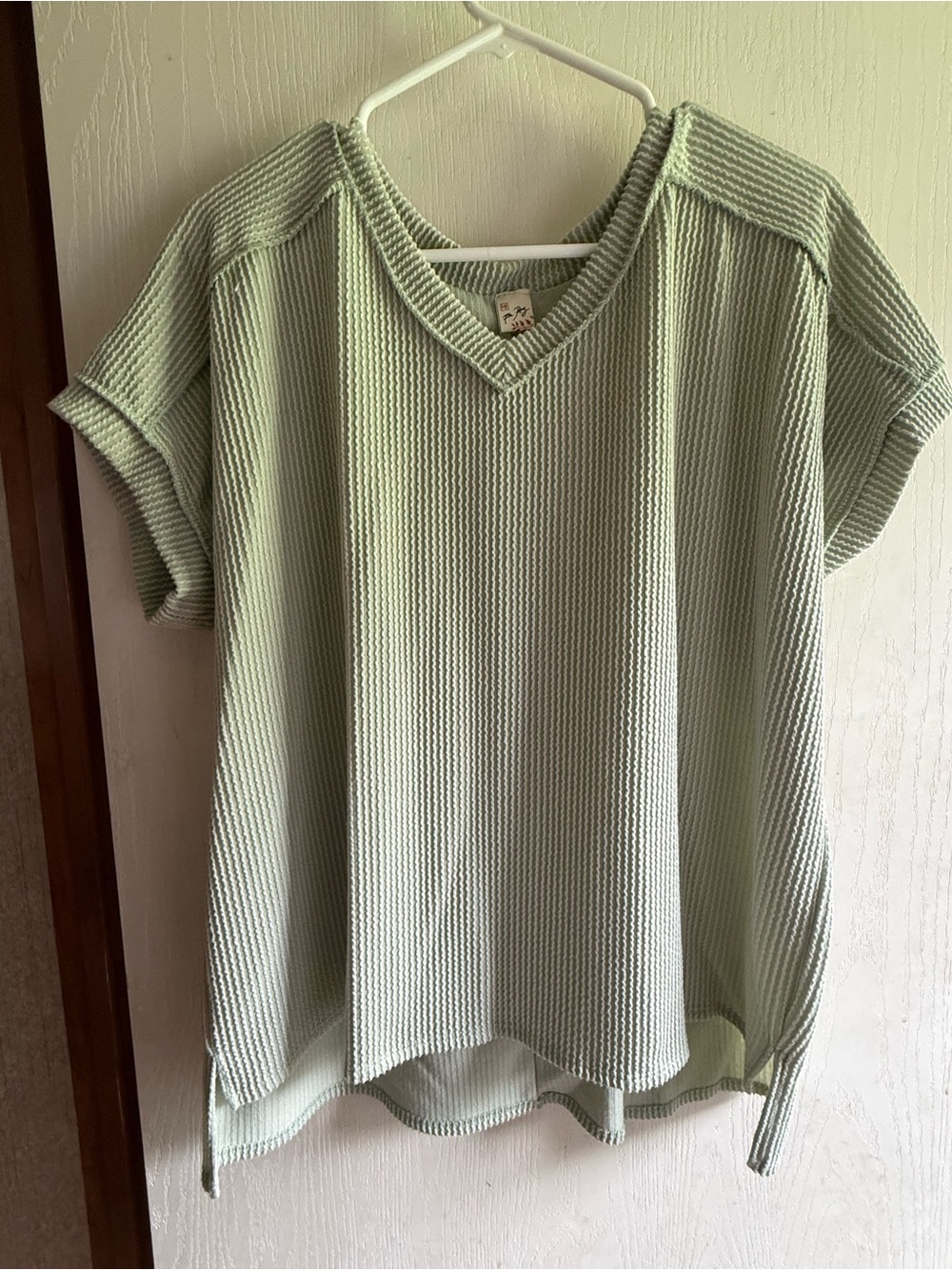 7th Ray Mint Green V-Neck Textured Knit Top